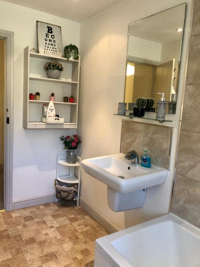 האוורת' Wuthering Cottage - Central, Stylish, Cosy, Comfy מראה חיצוני תמונה