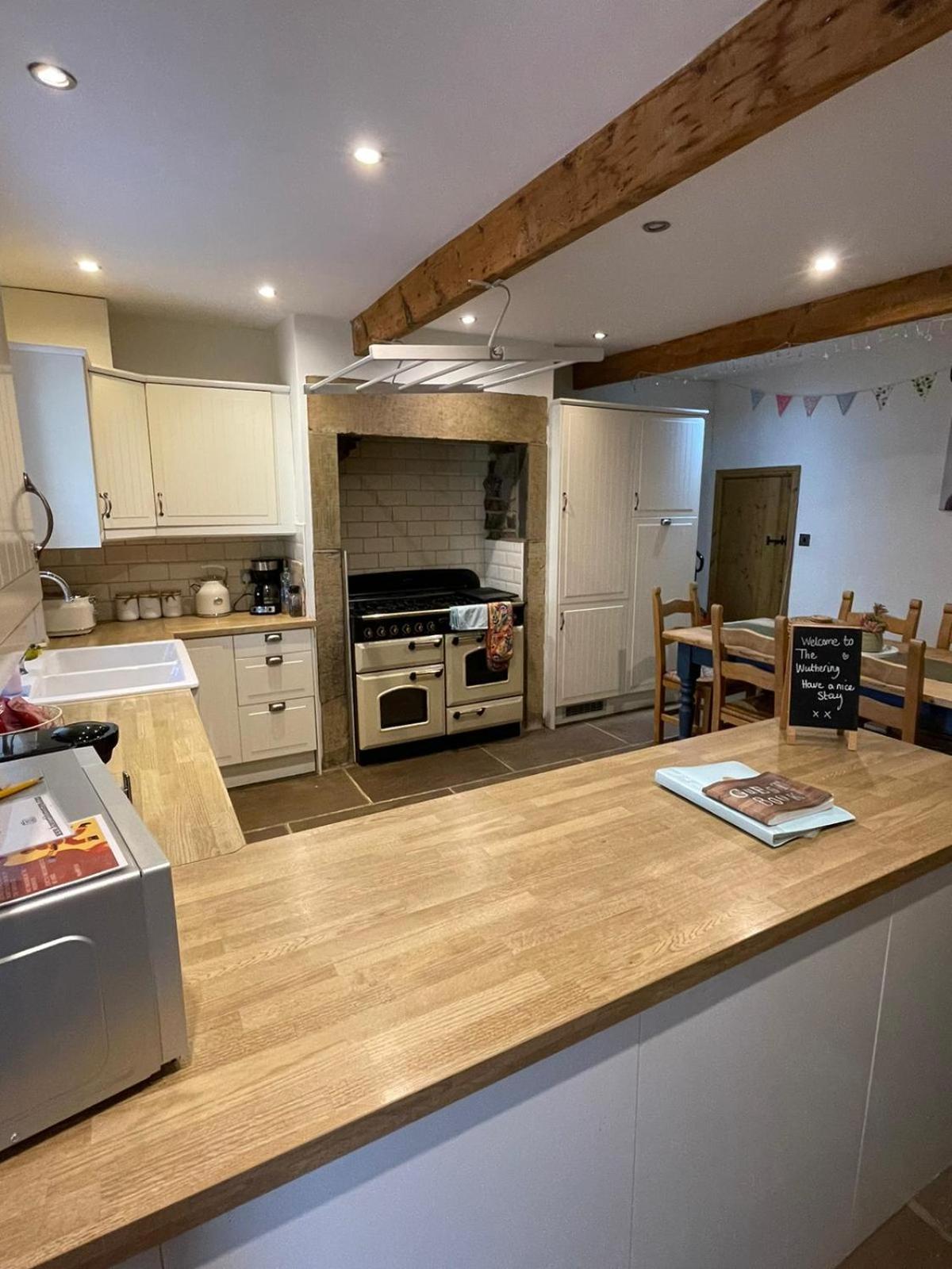 האוורת' Wuthering Cottage - Central, Stylish, Cosy, Comfy מראה חיצוני תמונה